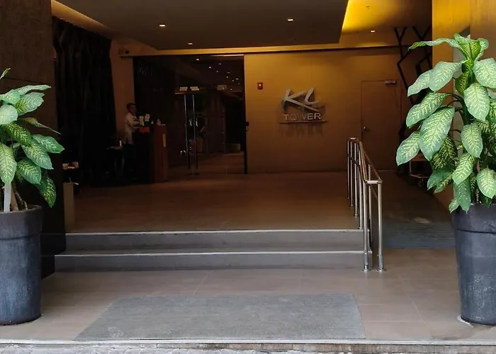 Apartment In Kl Tower, Greenbelt, Makati! Max Capacity 6 Pax! *